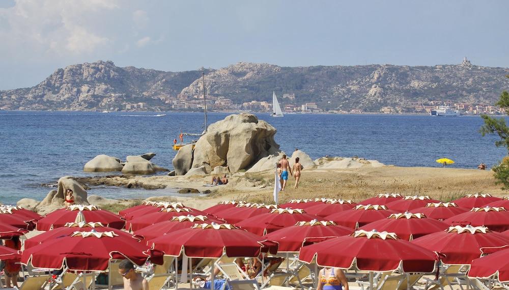 Club Esse Residence Capo D'Orso Palau Dış mekan fotoğraf
